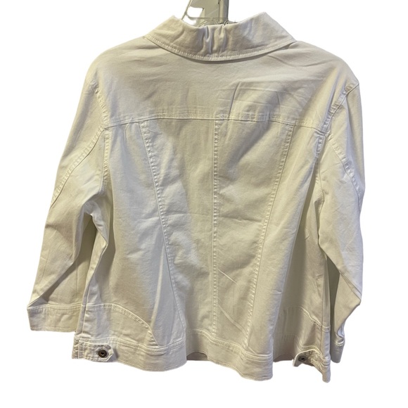 Dress Barn Women's White Denim Jacket Lace Embroidered on Pockets Sz 1X - NWT - Picture 4 of 13
